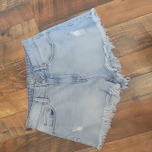 Rewash Lightwash Raw Hem Jean Shorts size 3